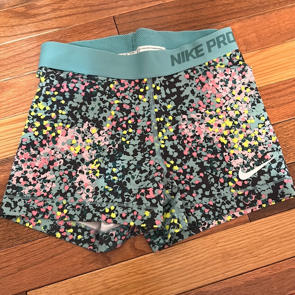 Nike pros